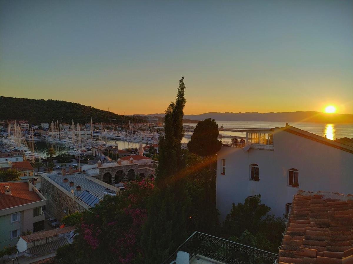 Yalcin Hotel Çeşme Εξωτερικό φωτογραφία