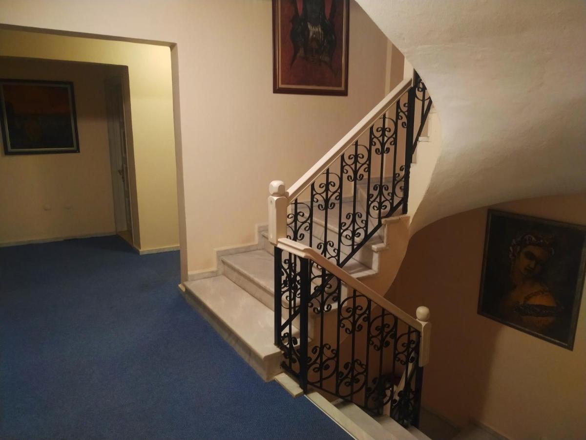 Yalcin Hotel Çeşme Εξωτερικό φωτογραφία